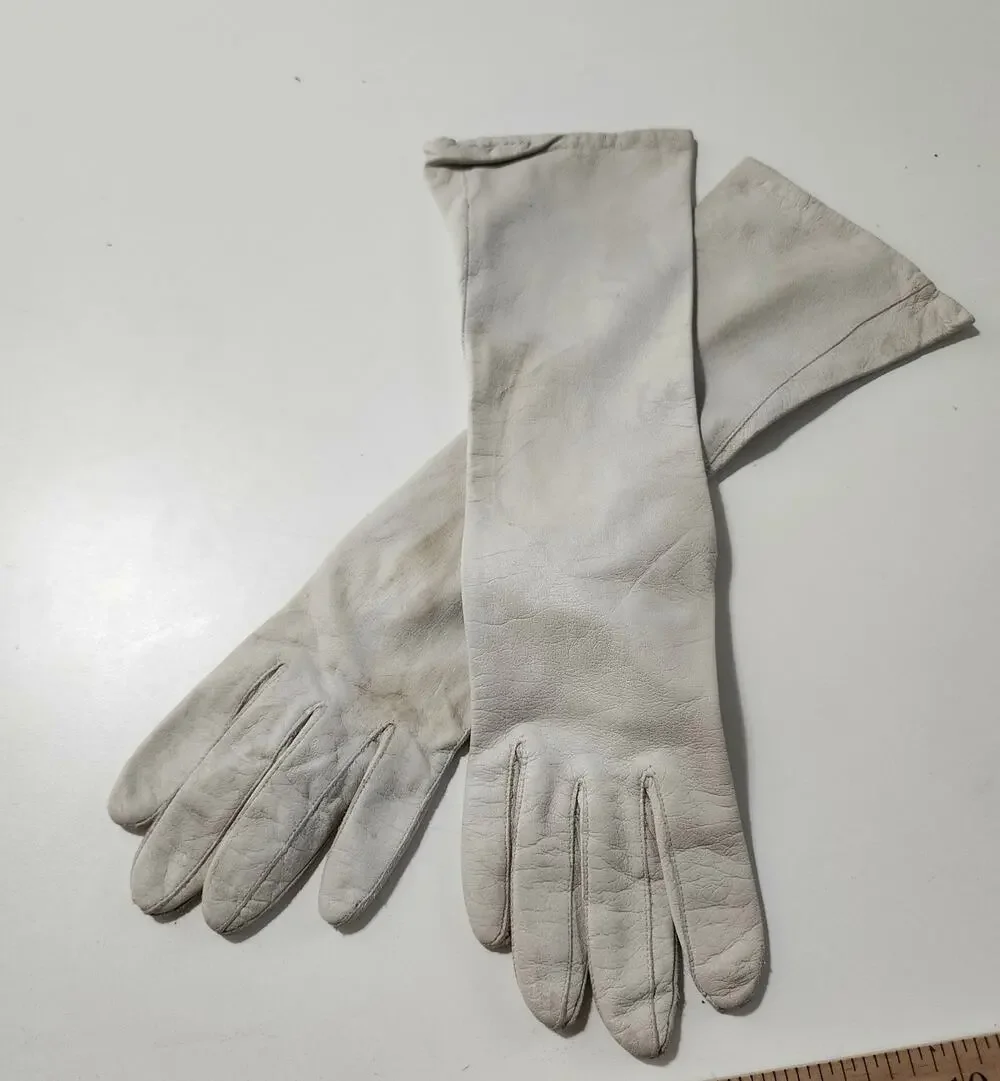 vintage opera ivory leather gloves 1950s/1960s kidskin 100% silk lining **Read**